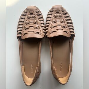Authentic Nisolo Huarache Flat. Size 9. Worn only a few times.